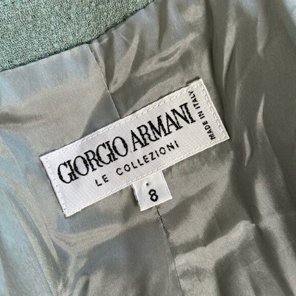 Giorgio Armani cropped belted jacket - Picture 8 of 11